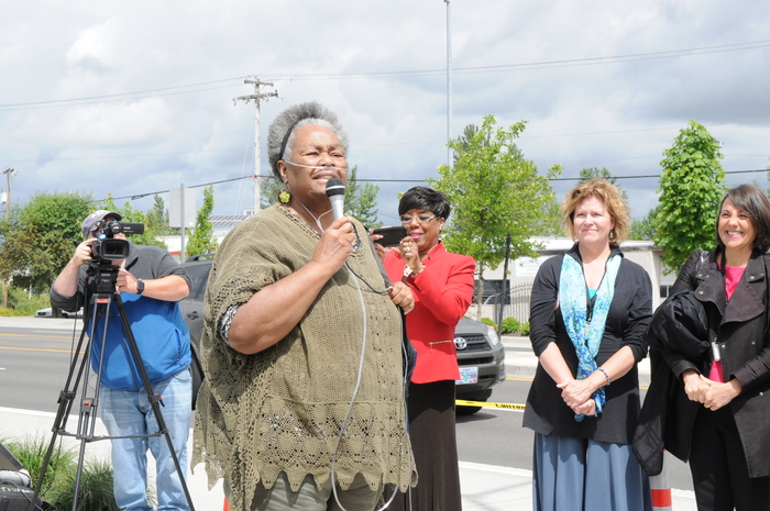 Lyllye Parker Speaking at Dedication Lyllye Parker Speaking at Dedication